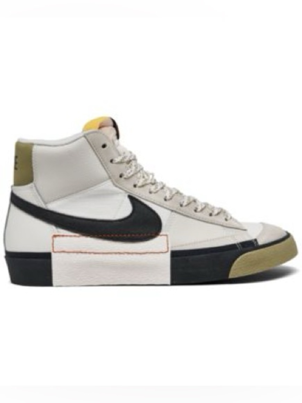 Nike Mid-Top Sneaker White Black Olive